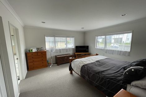 Photo of property in 25 Cartmel Avenue, Massey, Auckland, 0614