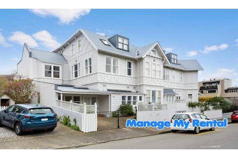 Photo of property in The Villas, 3/33 Hobson Street, Thorndon, Wellington, 6011