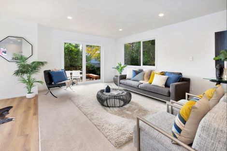 Photo of property in 52c Wainui Avenue, Point Chevalier, Auckland, 1022