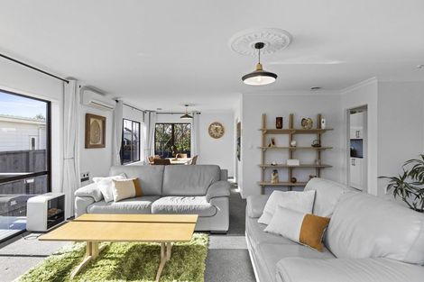 Photo of property in 36b Clare Street, Cambridge, 3434