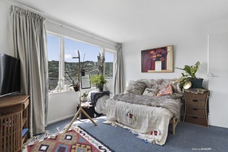 Photo of property in 3a Chancellor Way, Crofton Downs, Wellington, 6035