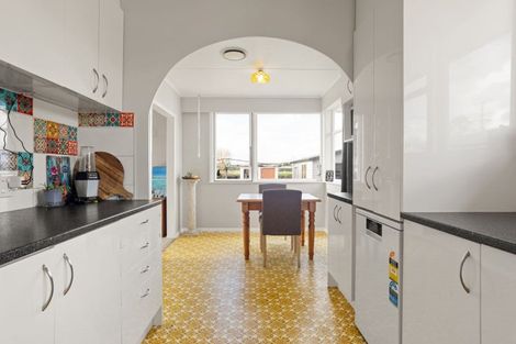 Photo of property in 1086 Hazelmere Crescent, Te Awamutu, 3800