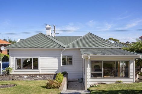 Photo of property in 6 Bernard Street, Kenmure, Dunedin, 9011