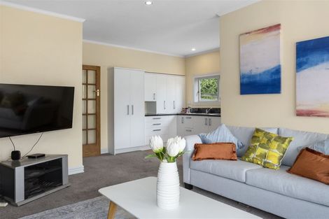 Photo of property in 102 Wexford Road, Miramar, Wellington, 6022