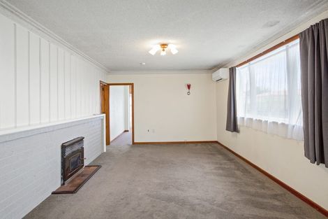 Photo of property in 11 West Hoe Road, Orewa, 0931