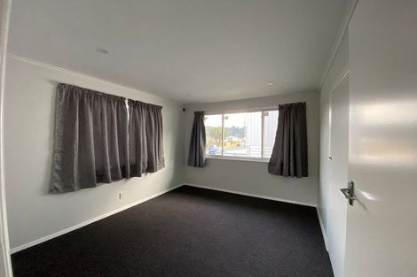 Photo of property in 21 Horoeka Street, Stokes Valley, Lower Hutt, 5019