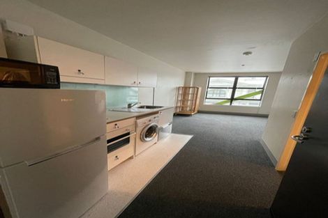 Photo of property in Urbane Apartments, 7/29 Webb Street, Mount Cook, Wellington, 6011