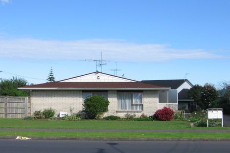 Photo of property in 2/137 Carruth Road, Papatoetoe, Auckland, 2025