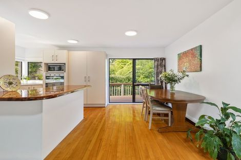Photo of property in 21 Homewood Place, Chatswood, Auckland, 0626