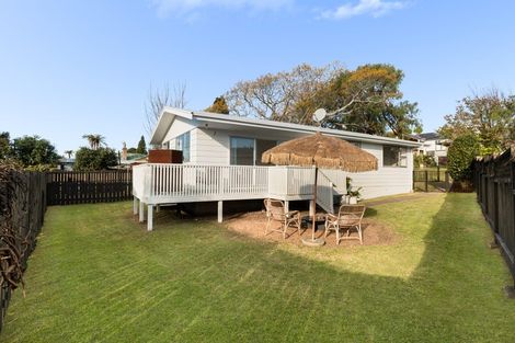 Photo of property in 117 Sutherland Road, Brookfield, Tauranga, 3110