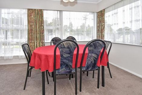 Photo of property in 64 Hill Road, Hillpark, Auckland, 2102