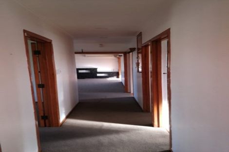 Photo of property in 2 Challinor Street, Pakuranga, Auckland, 2010