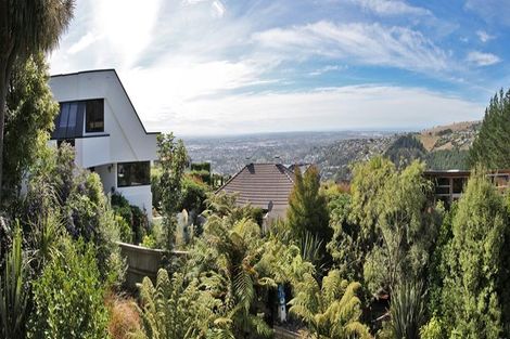 Photo of property in 33 Harry Ell Drive, Cashmere, Christchurch, 8022