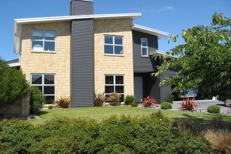 Photo of property in 8 Wildhawk Place, Shirley, Christchurch, 8061