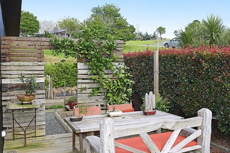 Photo of property in 5 Lupis Way, Kaiwaka, 0573