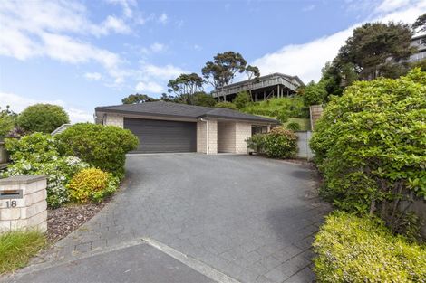 Photo of property in 18 Sams Way, Raumati South, Paraparaumu, 5032