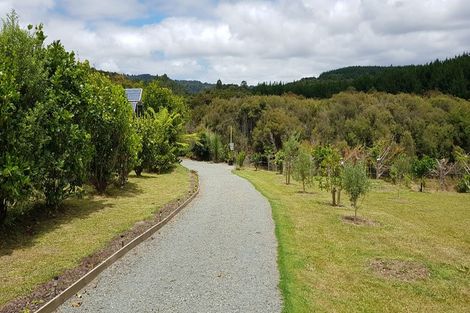 Photo of property in 973 Millbrook Road, Waipu, 0582