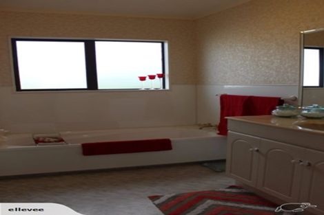 Photo of property in 13 Follis Street, Te Aroha, 3320