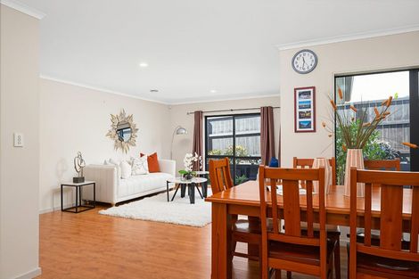 Photo of property in 48 Basra Drive, Henderson, Auckland, 0612