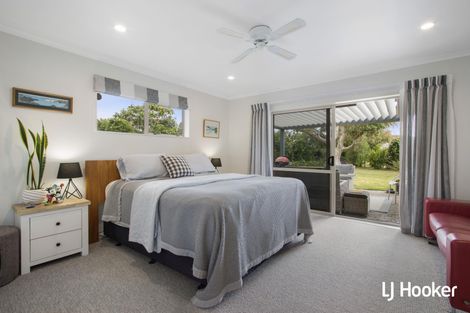 Photo of property in 7 Island Vista, Athenree, Katikati, 3177