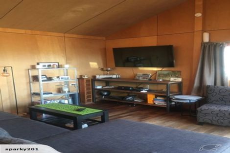 Photo of property in 175 Hanham Road, Kumeu, 0891