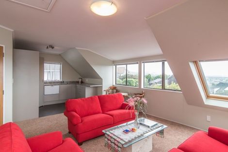 Photo of property in 14 Amokura Street, Waikanae, 5036