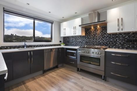 Photo of property in 53 Spyglass Lane, Whitby, Porirua, 5024