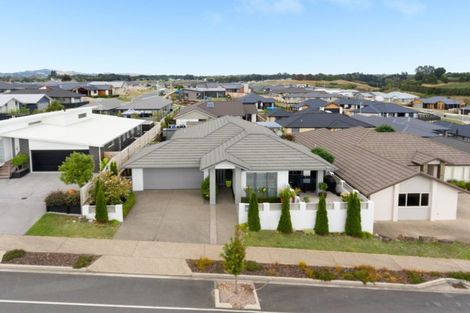 Photo of property in 324 Lakes Boulevard, Pyes Pa, Tauranga, 3112