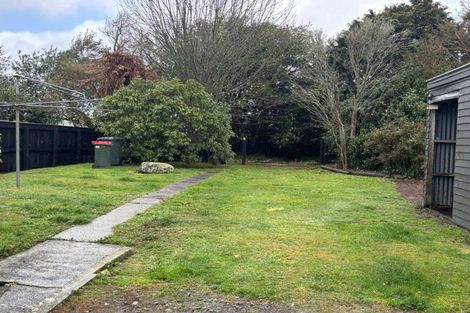 Photo of property in 222 Bridge Street, Eltham, 4322