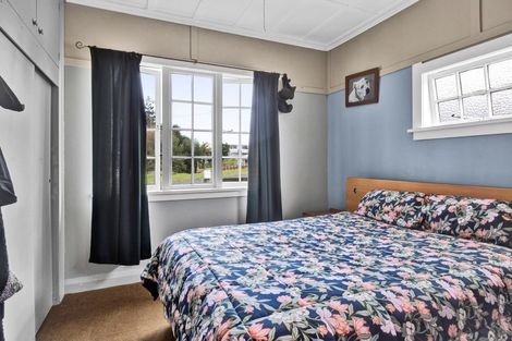 Photo of property in 6 Devon Street, Patea, 4520