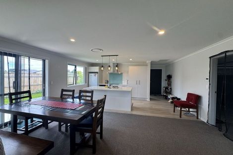 Photo of property in 8 Rayner Lane, Marton, 4710