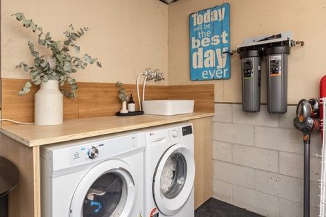 Photo of property in 44 Faraday Street, Hospital Hill, Napier, 4110