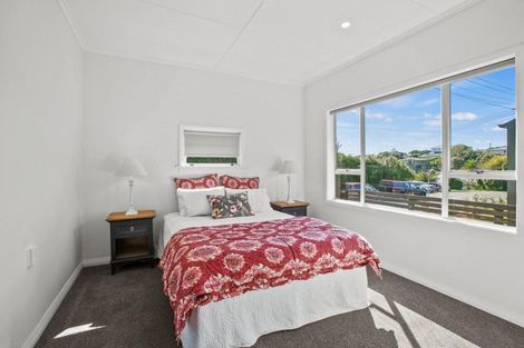 Photo of property in 48 Lorna Street, Lynmouth, New Plymouth, 4310