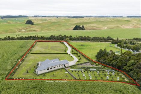 Photo of property in 581 Lethbridge Road, Halcombe, Feilding, 4775