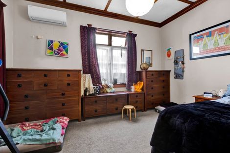 Photo of property in 72 Barrett Street, Westown, New Plymouth, 4310