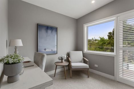 Photo of property in 50 Rawene Road, Birkenhead, Auckland, 0626