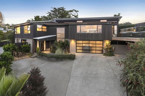 Photo of property in 34 Hebron Road, Waiake, Auckland, 0630