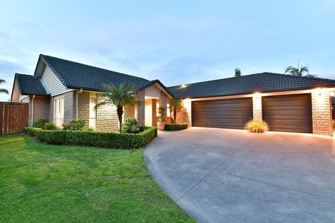 Photo of property in 6 Raabia Close, Parakai, 0830