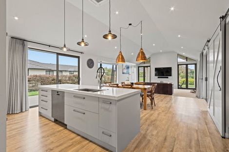 Photo of property in 6 Harmony Way, Cambridge, 3434