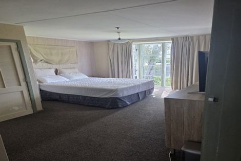 Photo of property in 8 Karaka Street, Merrilands, New Plymouth, 4312