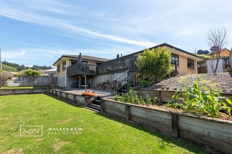Photo of property in 16 Kirton Drive, Riverstone Terraces, Upper Hutt, 5018