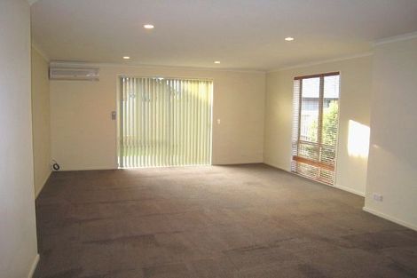 Photo of property in 122 Rolleston Drive, Rolleston, 7614