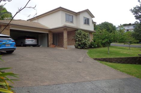 Photo of property in 1 Landvale Court, Browns Bay, Auckland, 0630