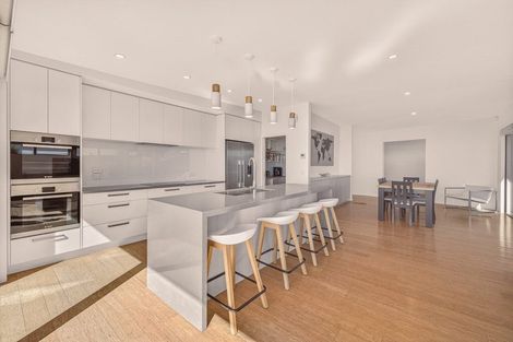 Photo of property in 3 The Terrace, Mount Pleasant, Christchurch, 8081