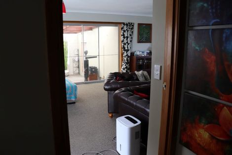 Photo of property in 65 Gorge Road, Maungaturoto, 0520