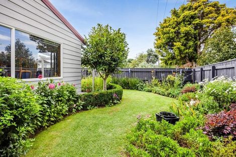 Photo of property in 9b Drake Street, Vogeltown, New Plymouth, 4310