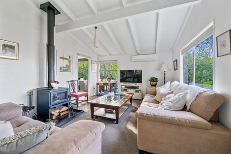 Photo of property in 34 James Cook Street, Havelock North, 4130