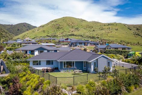 Photo of property in 1 Bristol Lane, Atawhai, Nelson, 7010