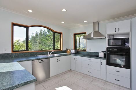 Photo of property in 33 Harry Ell Drive, Cashmere, Christchurch, 8022