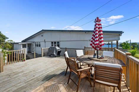 Photo of property in 31 Karaka Street, Helensville, 0800